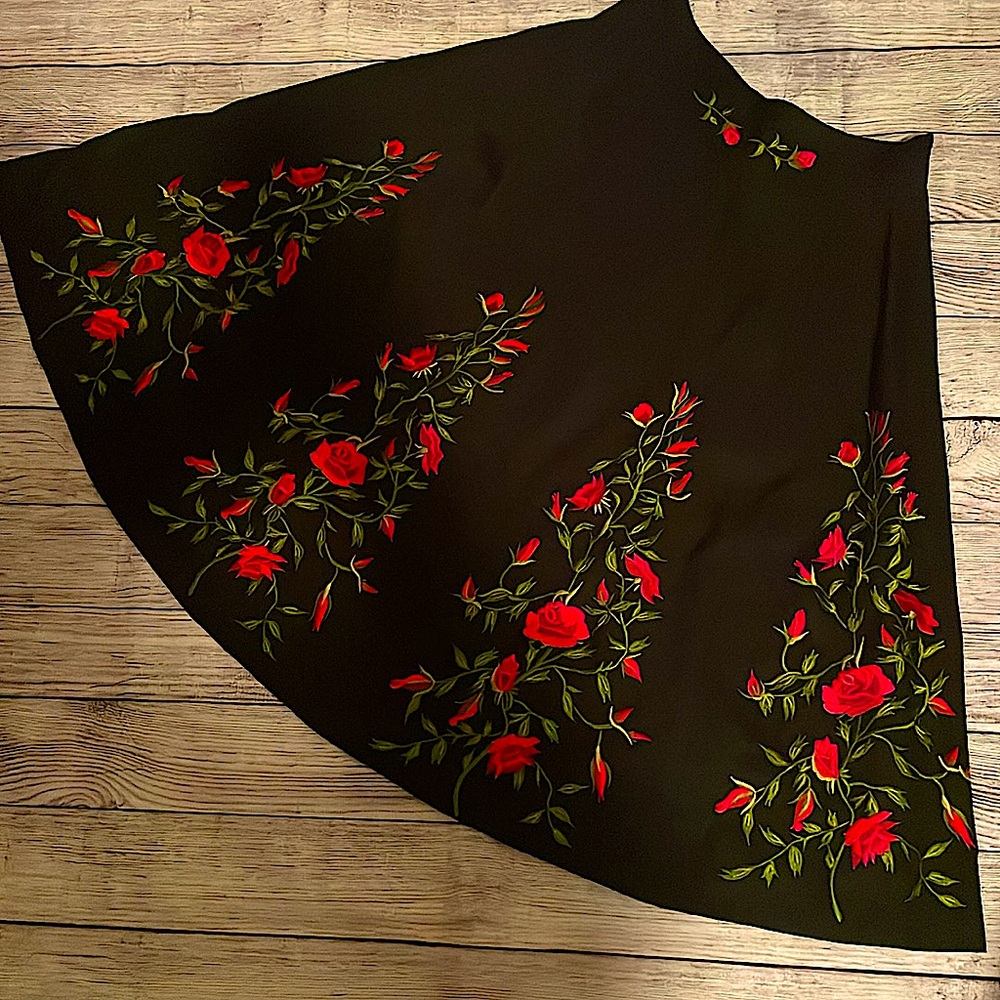 Gorgeous Embroidered Circle  Silk Skirt